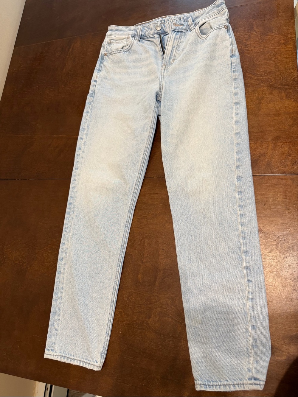 American Eagle Outfitters Light Blue Mom Jeans